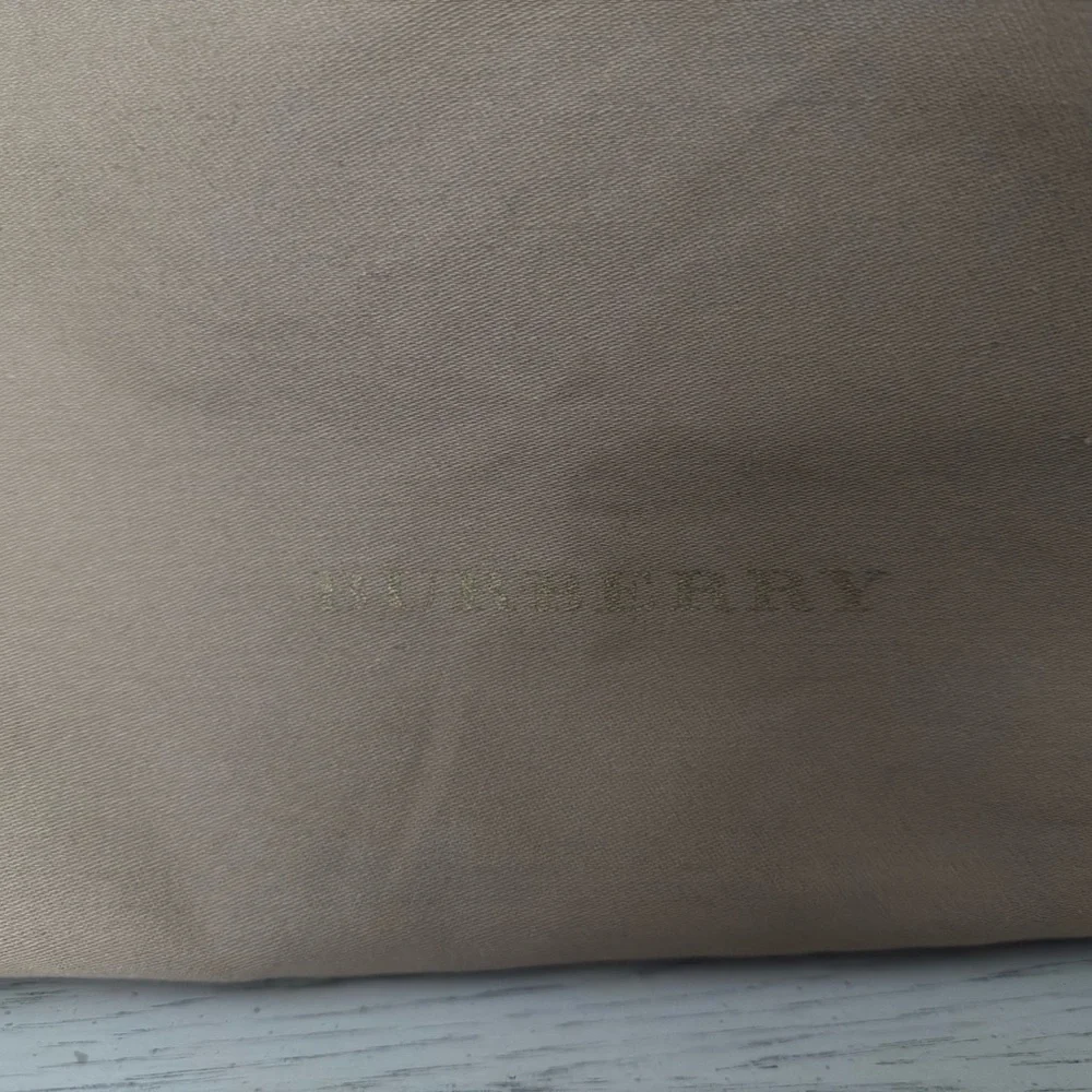 Burberry Checkered Shoulder Bag - Picture 3 of 10